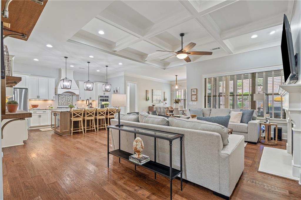 754 Creekside Bend