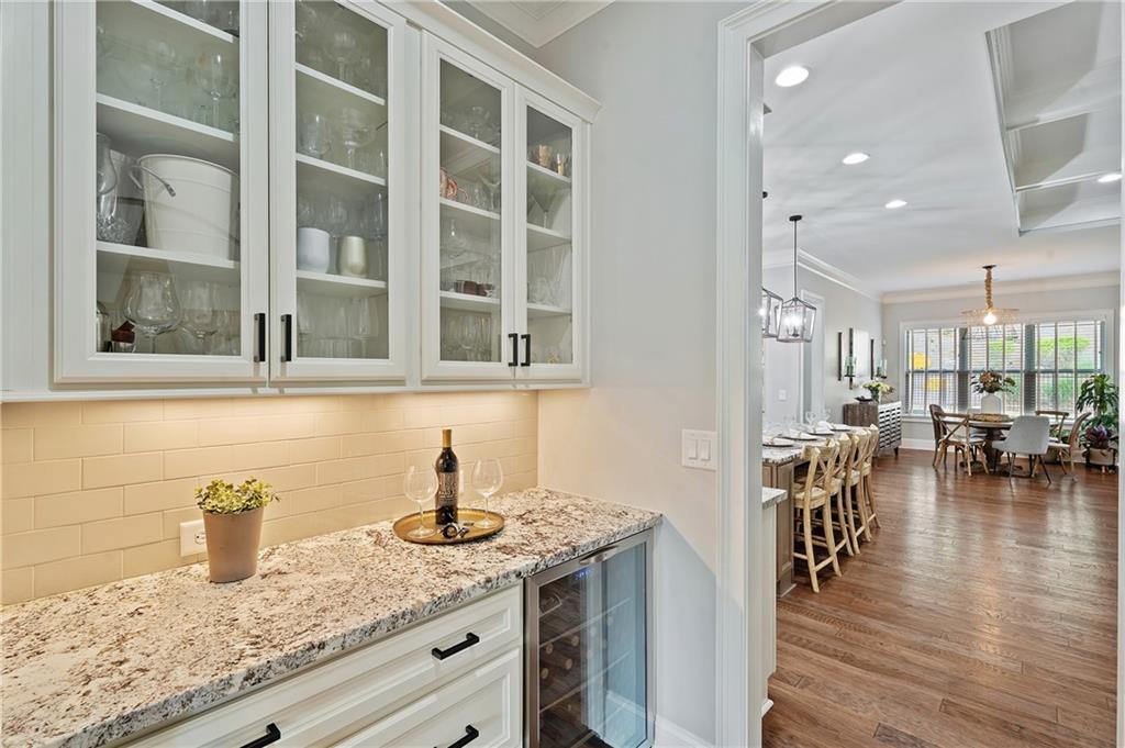 754 Creekside Bend