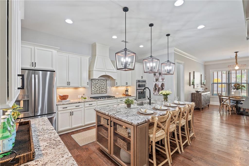 754 Creekside Bend