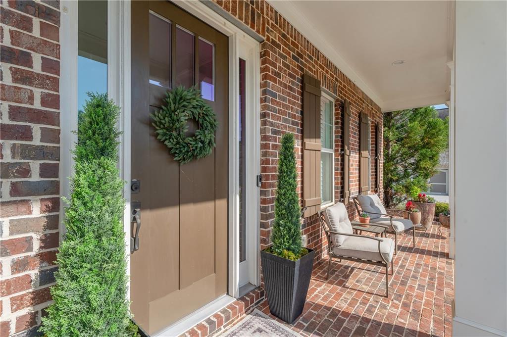 754 Creekside Bend