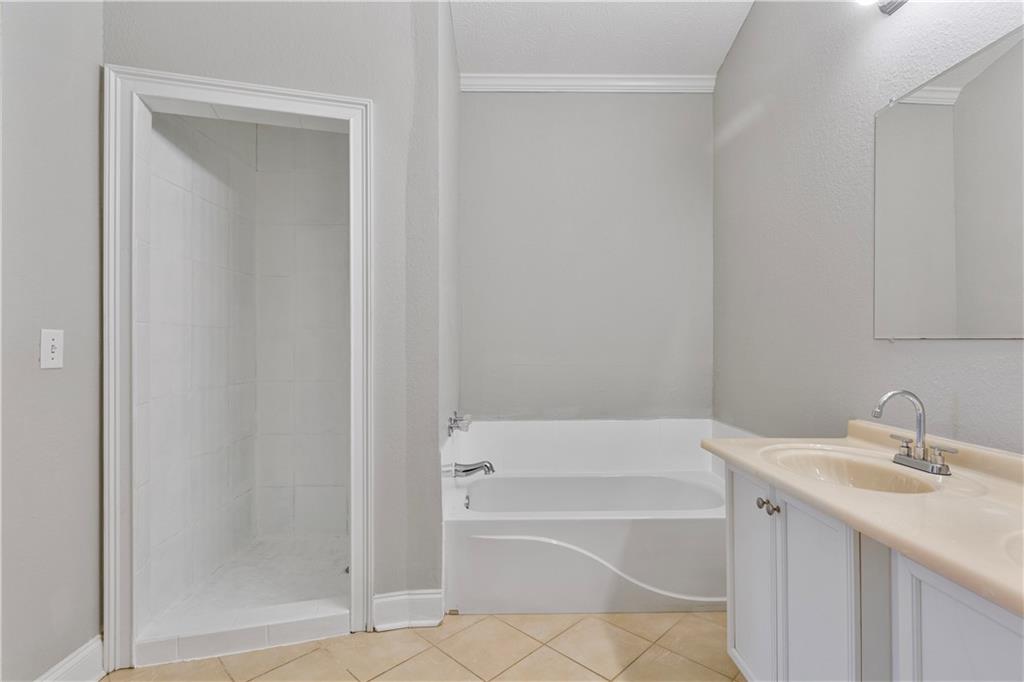 996 Farrington Place SE