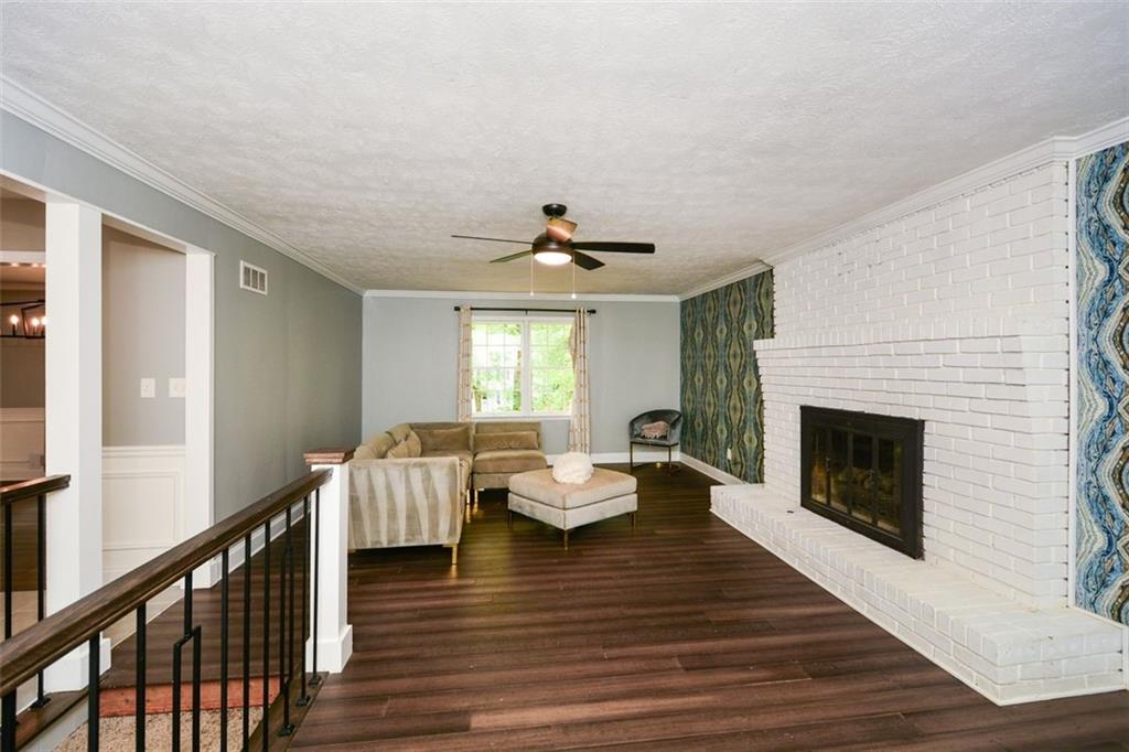 2840 Wendy Lane