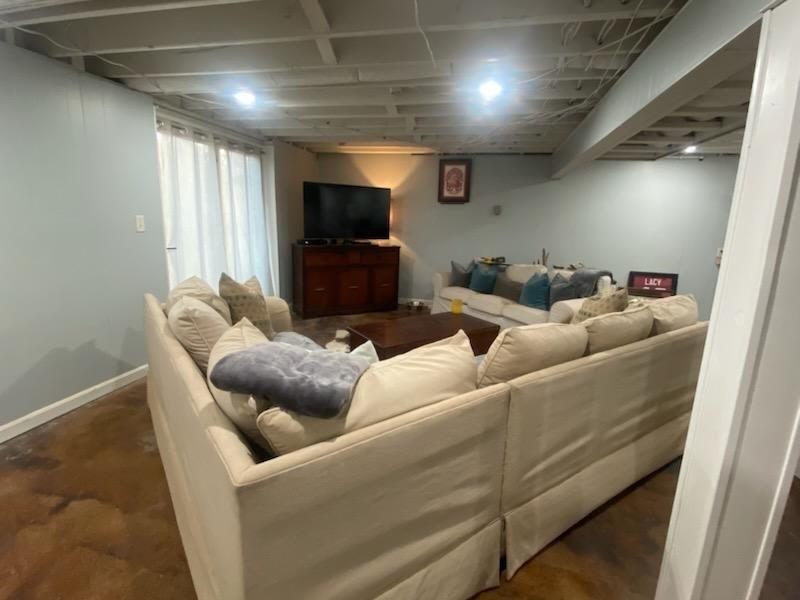 2840 Wendy Lane