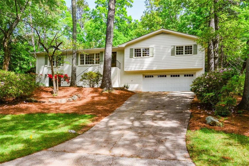 2840 Wendy Lane