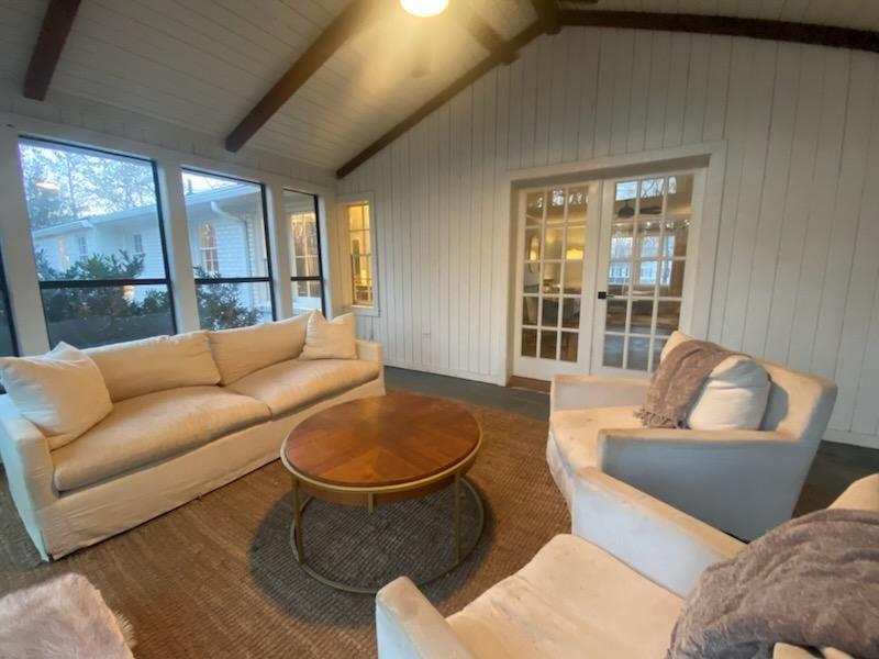 2840 Wendy Lane