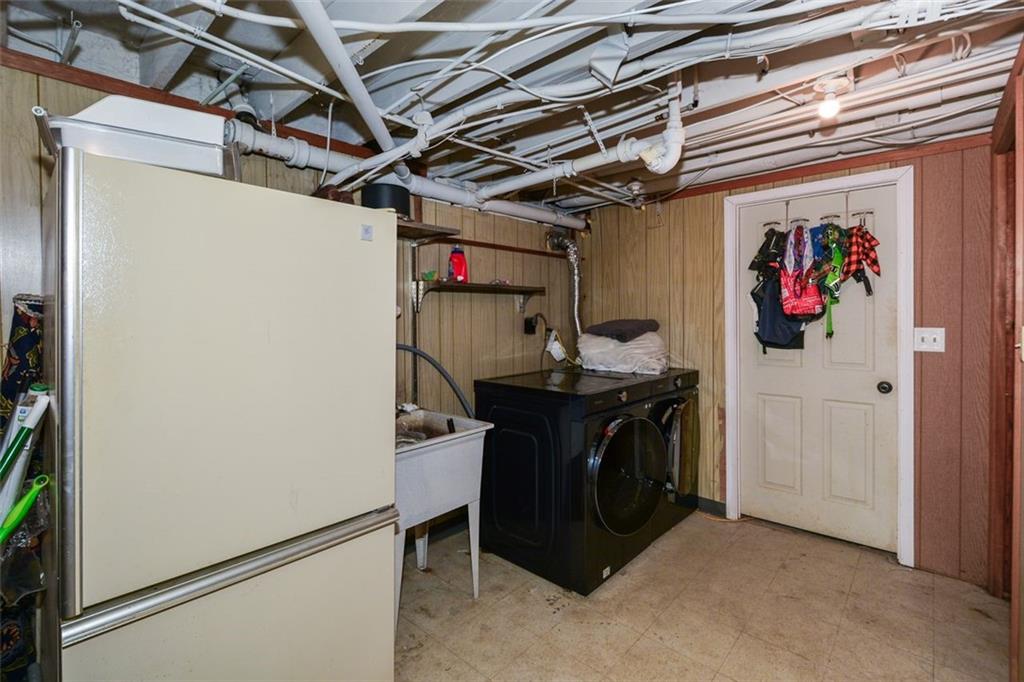 2840 Wendy Lane