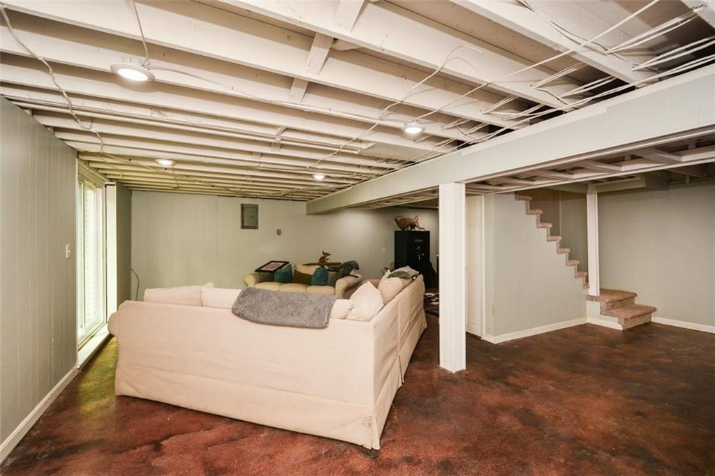 2840 Wendy Lane