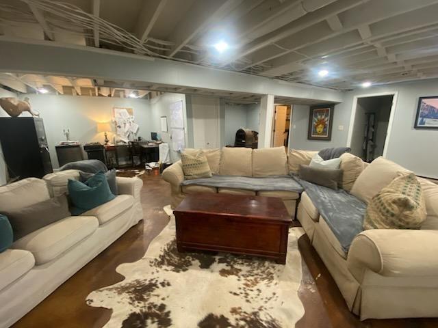 2840 Wendy Lane