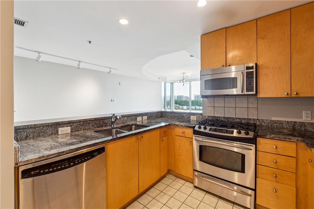 3338 Peachtree Road Unit 1210