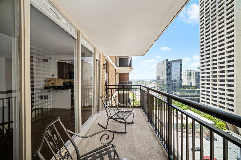 620 PEACHTREE Street NE Unit 1716