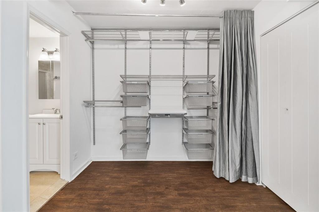 620 PEACHTREE Street NE Unit 1716