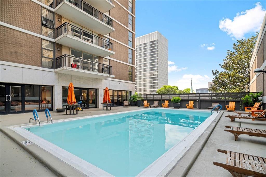620 PEACHTREE Street NE Unit 1716