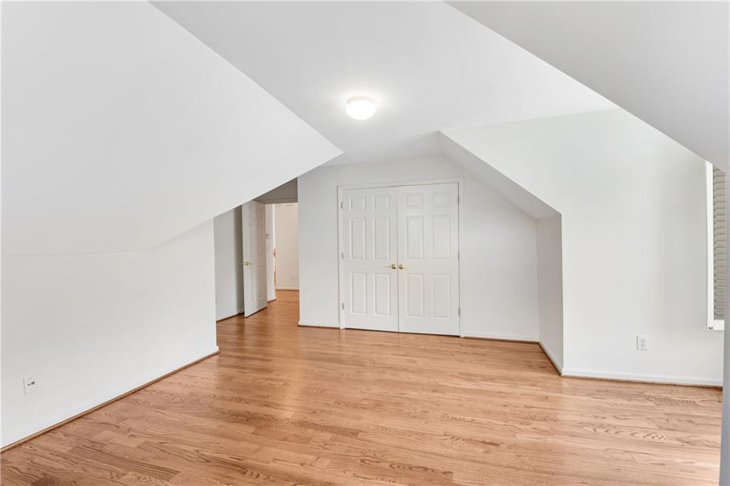 290 Windsor Gate Cove