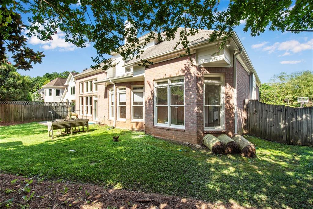290 Windsor Gate Cove