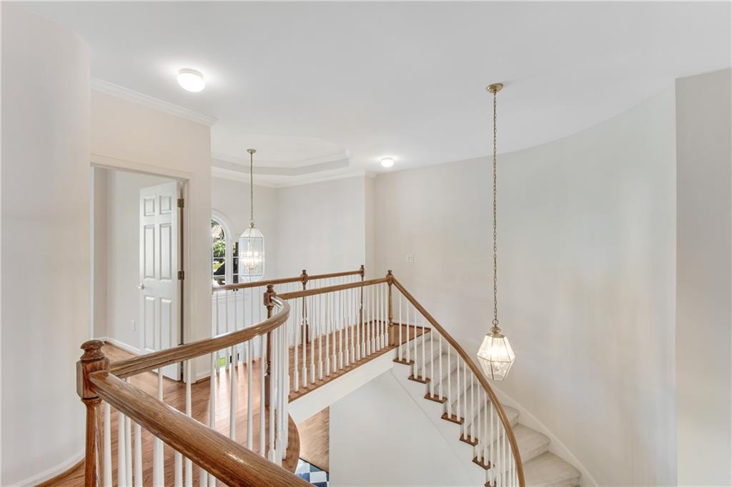 290 Windsor Gate Cove