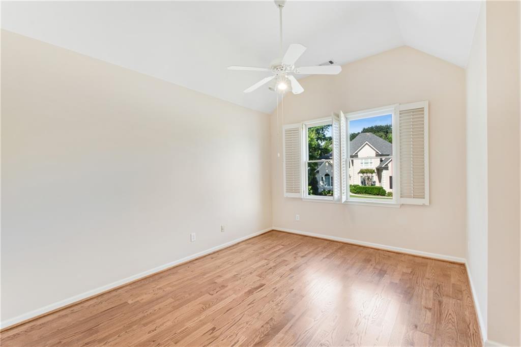 290 Windsor Gate Cove