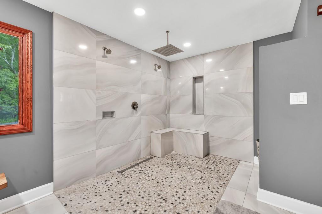 1520 Great Oaks Drive