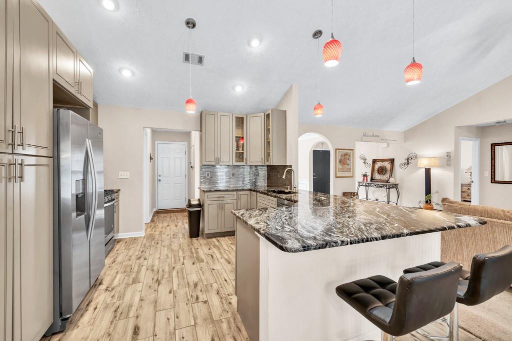 1520 Great Oaks Drive