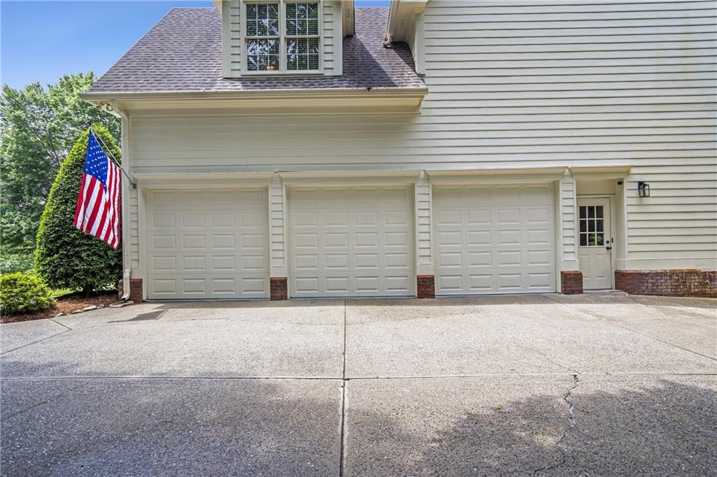 14472 Club Circle