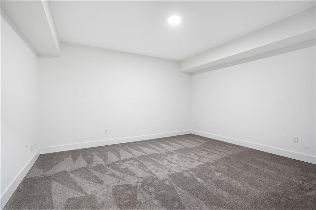 2595 Grassview Drive