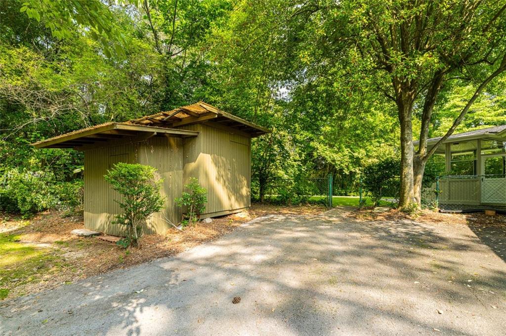 2349 ECHO CLIFF Court NE