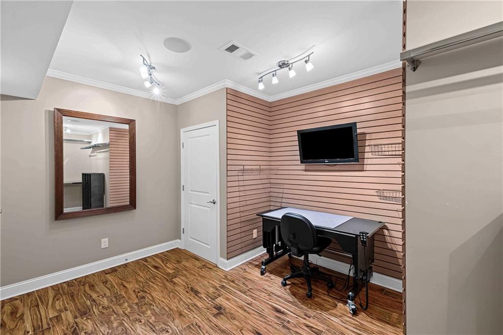 430 Frankford Way