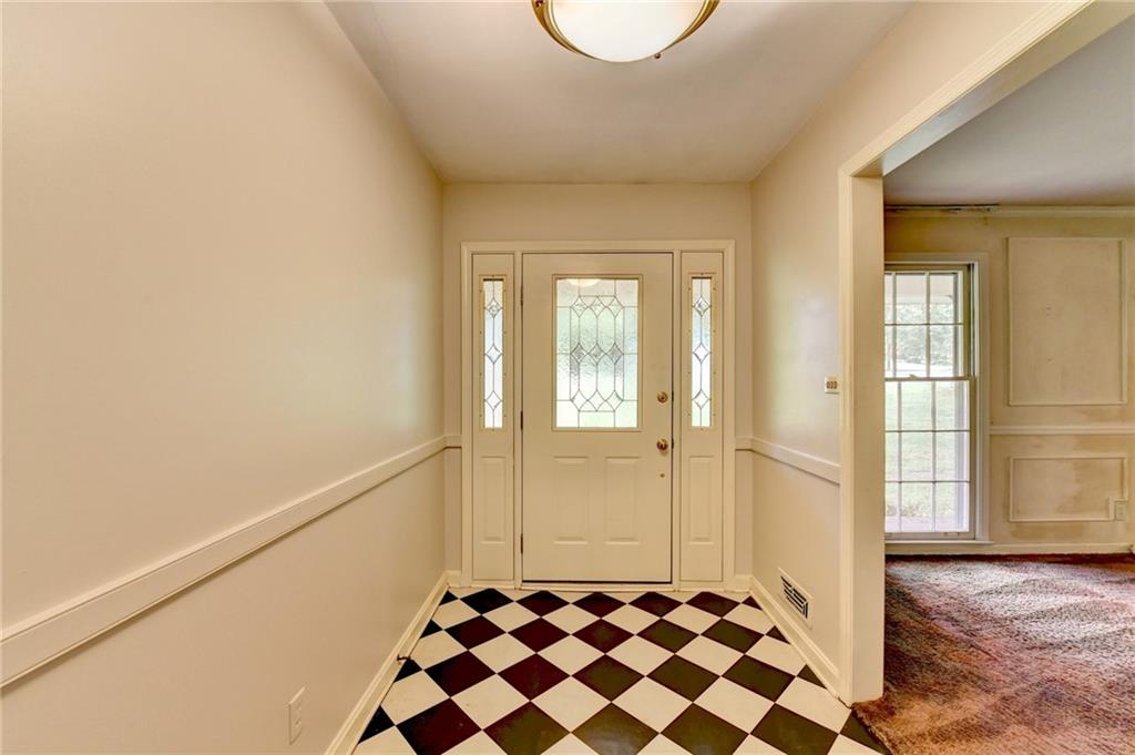 1970 Fisher Trail NE