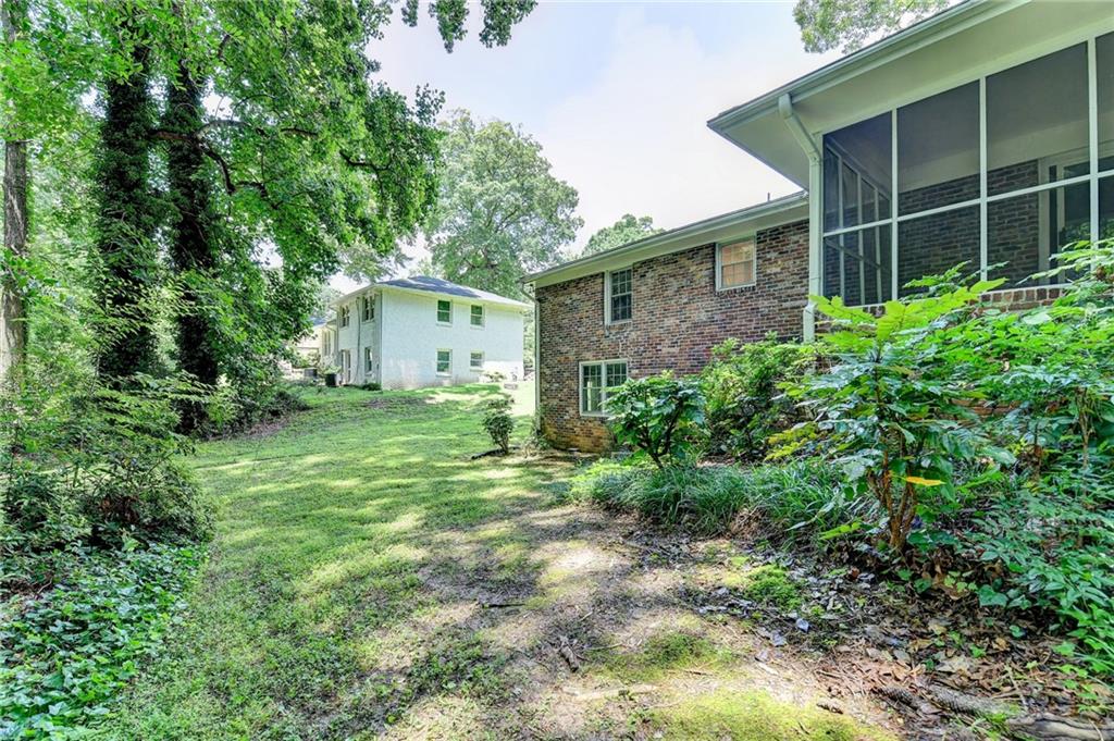 1970 Fisher Trail NE