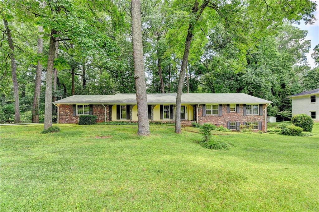 1970 Fisher Trail NE