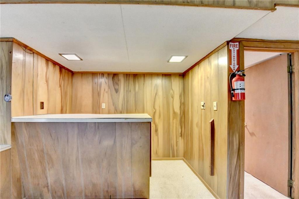 1970 Fisher Trail NE