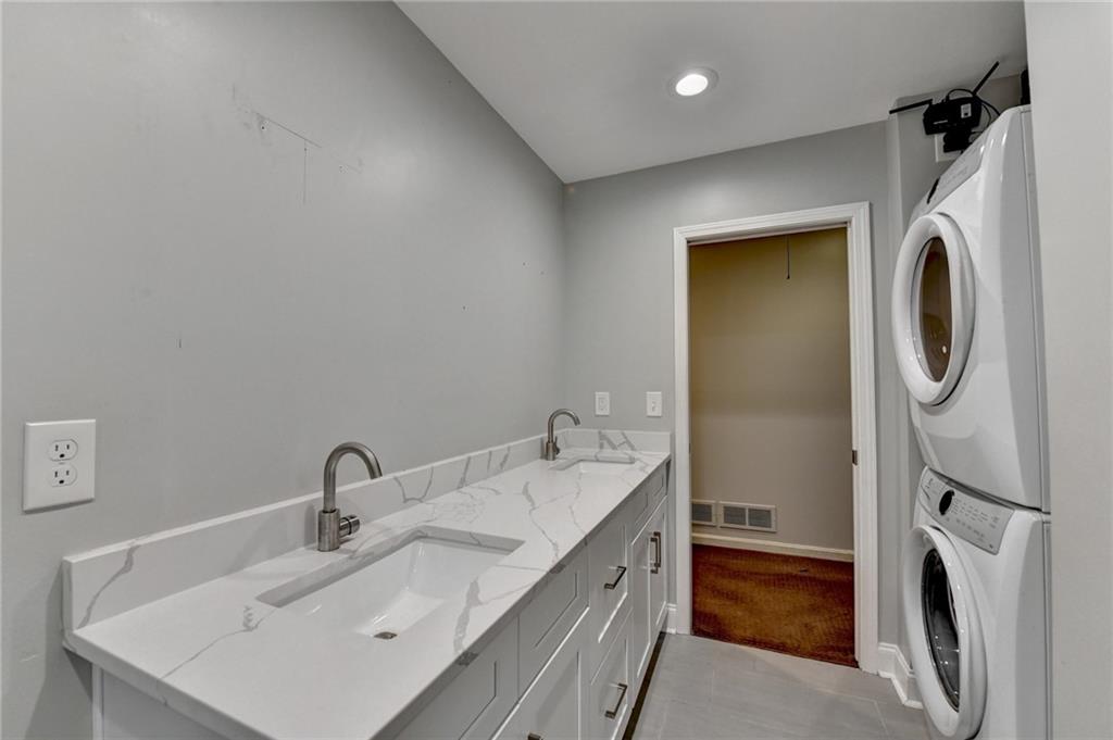 1970 Fisher Trail NE