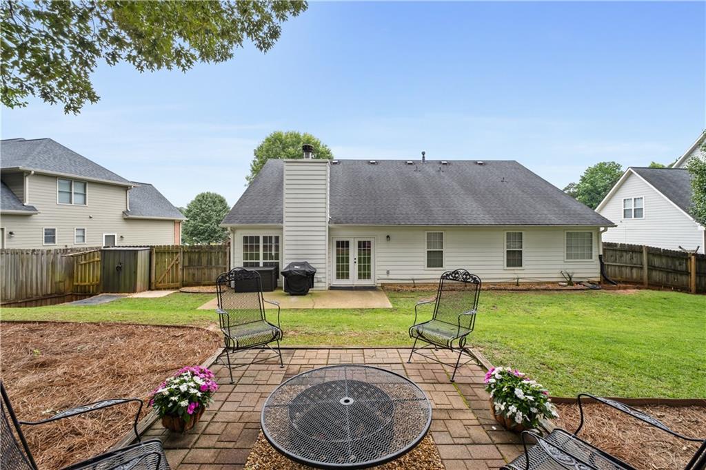 192 SANDHURST Court