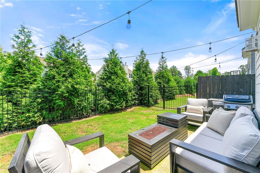 1316 Willamette Way