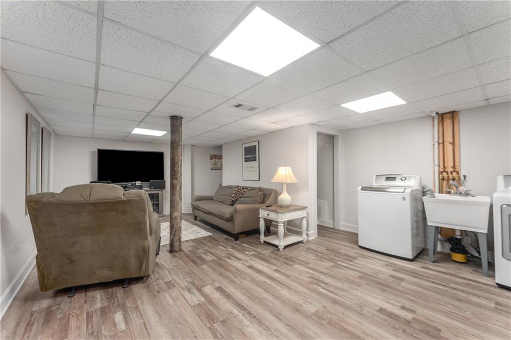 2401 Stockton Drive