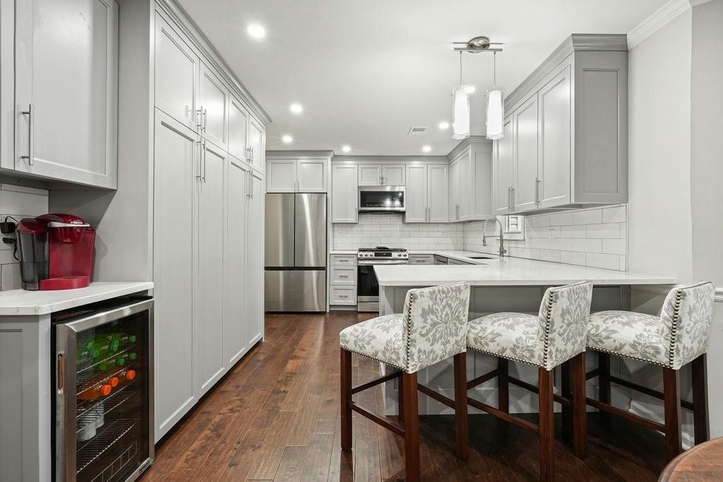 2801 Holly Oaks Drive