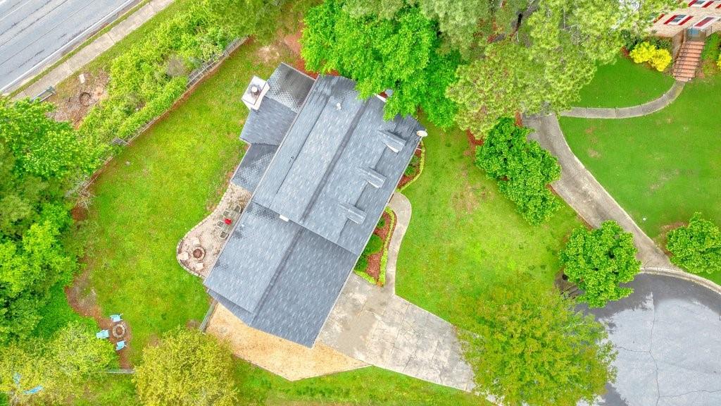 2801 Holly Oaks Drive