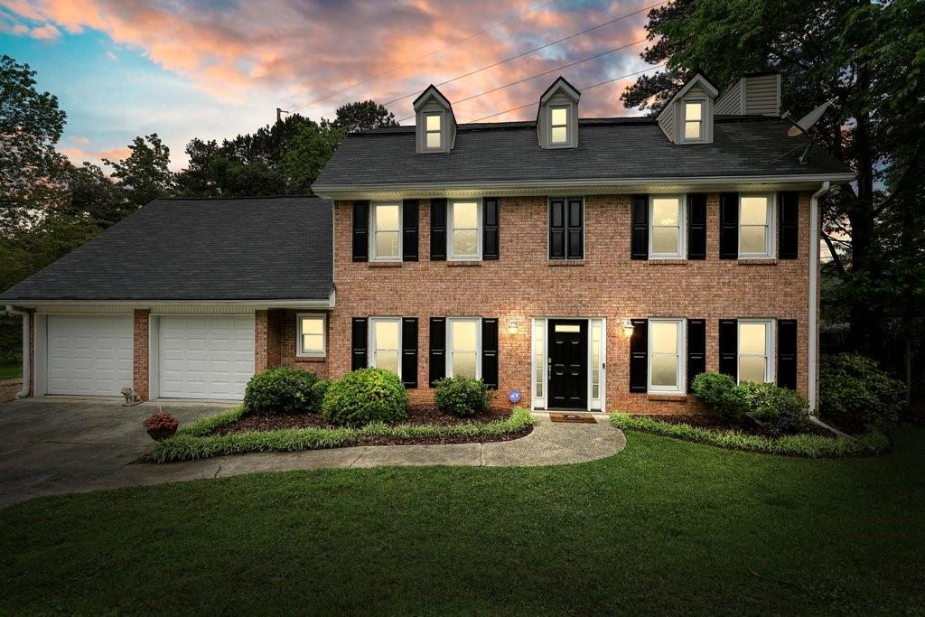 2801 Holly Oaks Drive