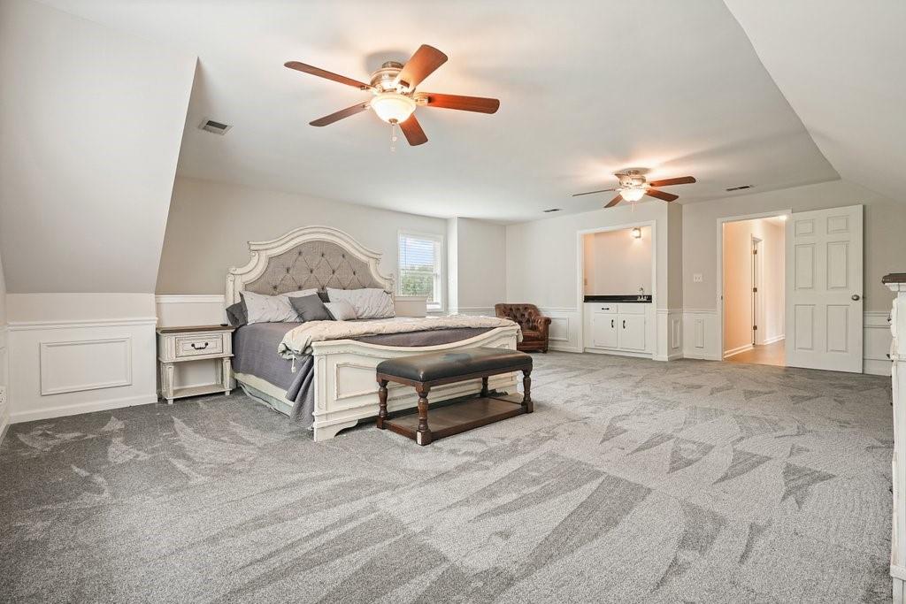 2801 Holly Oaks Drive