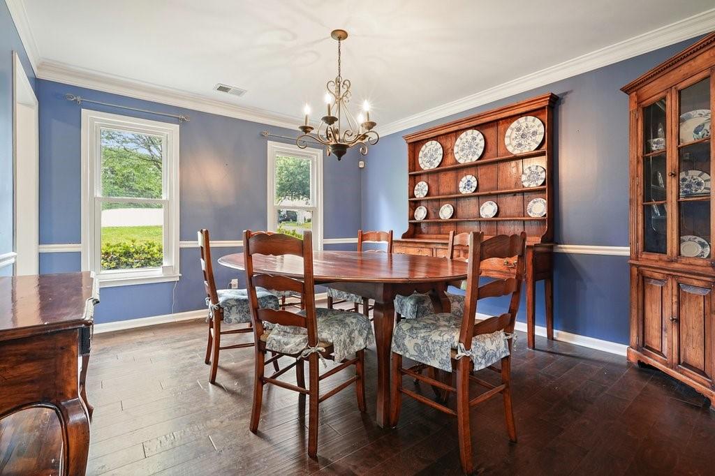 2801 Holly Oaks Drive