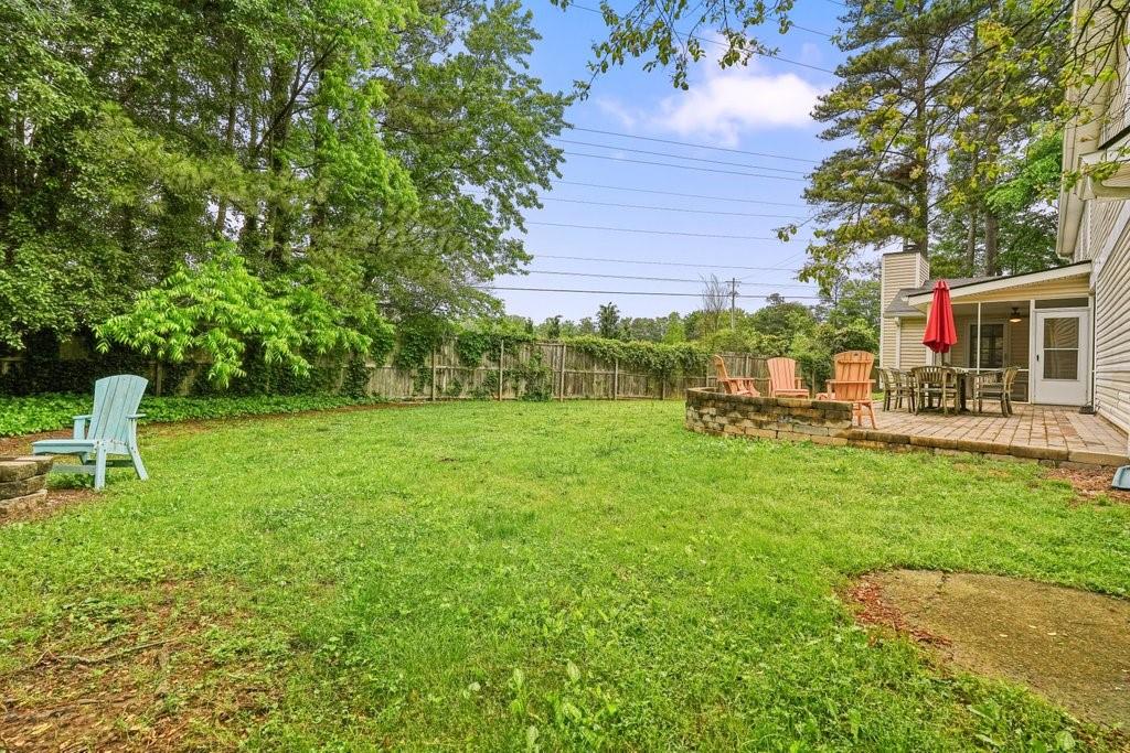 2801 Holly Oaks Drive