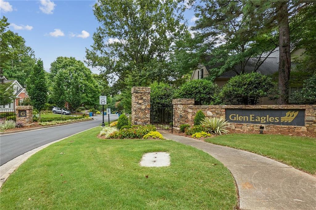 2880 Gleneagles Pointe