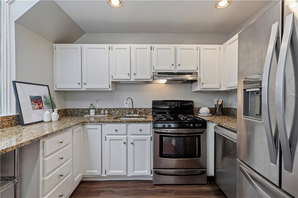 836 Saint Charles Avenue NE Unit I