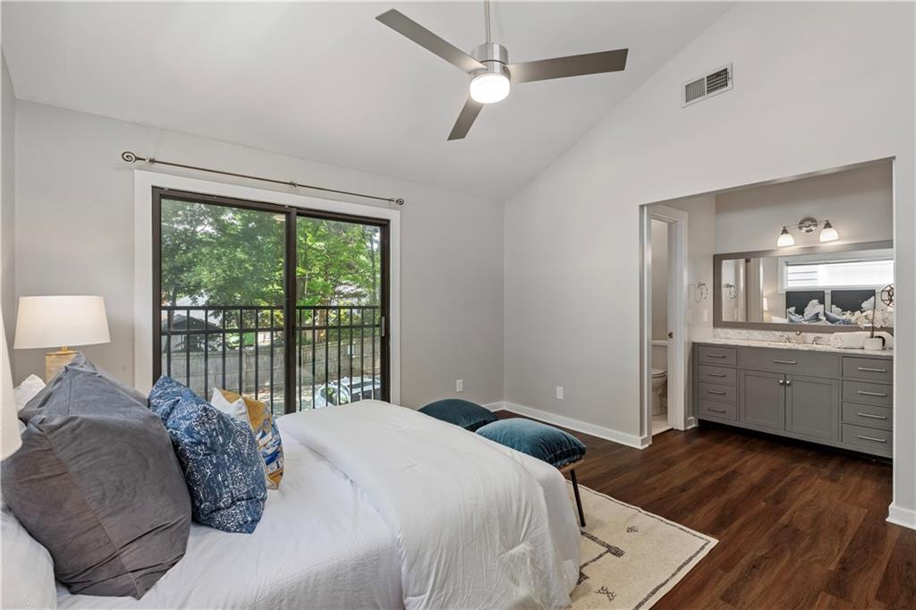 836 Saint Charles Avenue NE Unit I