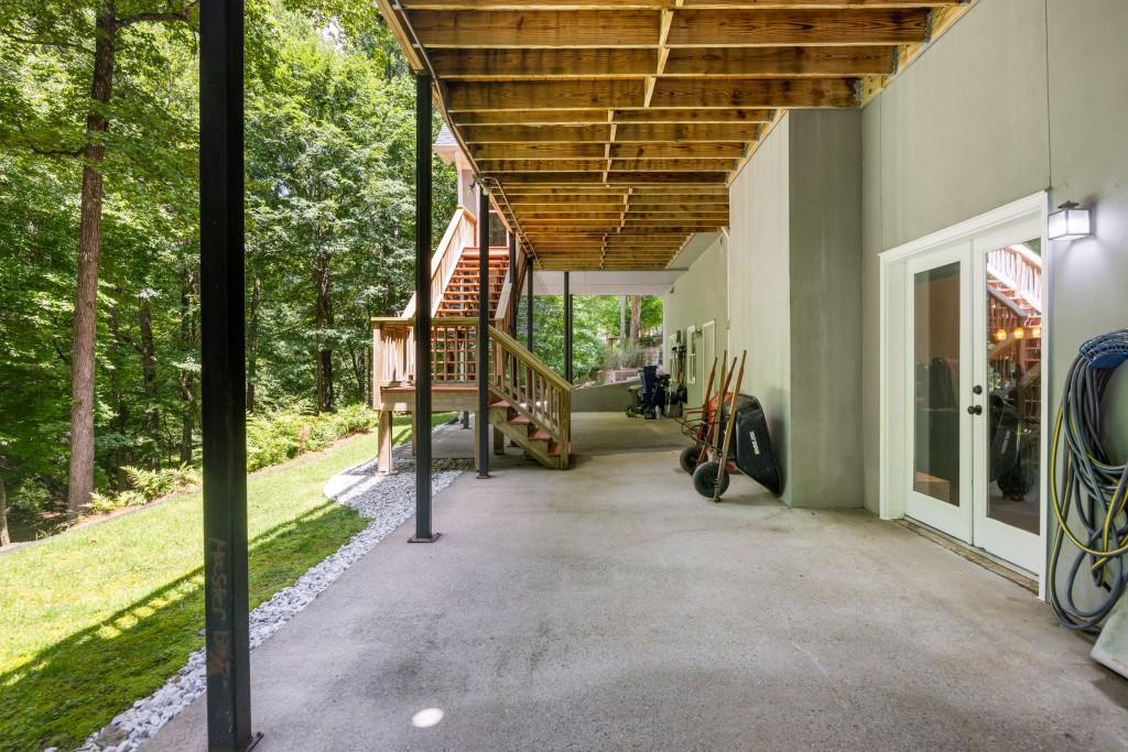 410 Waterridge Court