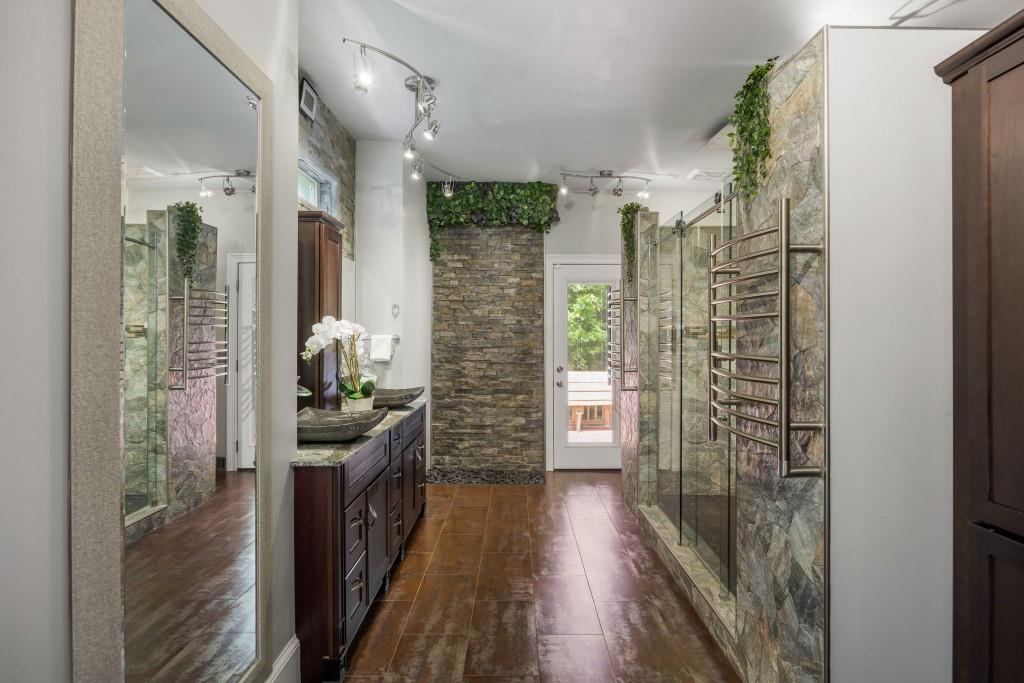 410 Waterridge Court