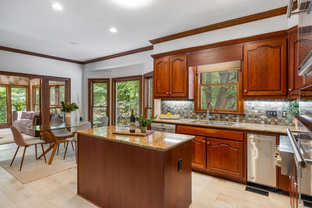 410 Waterridge Court
