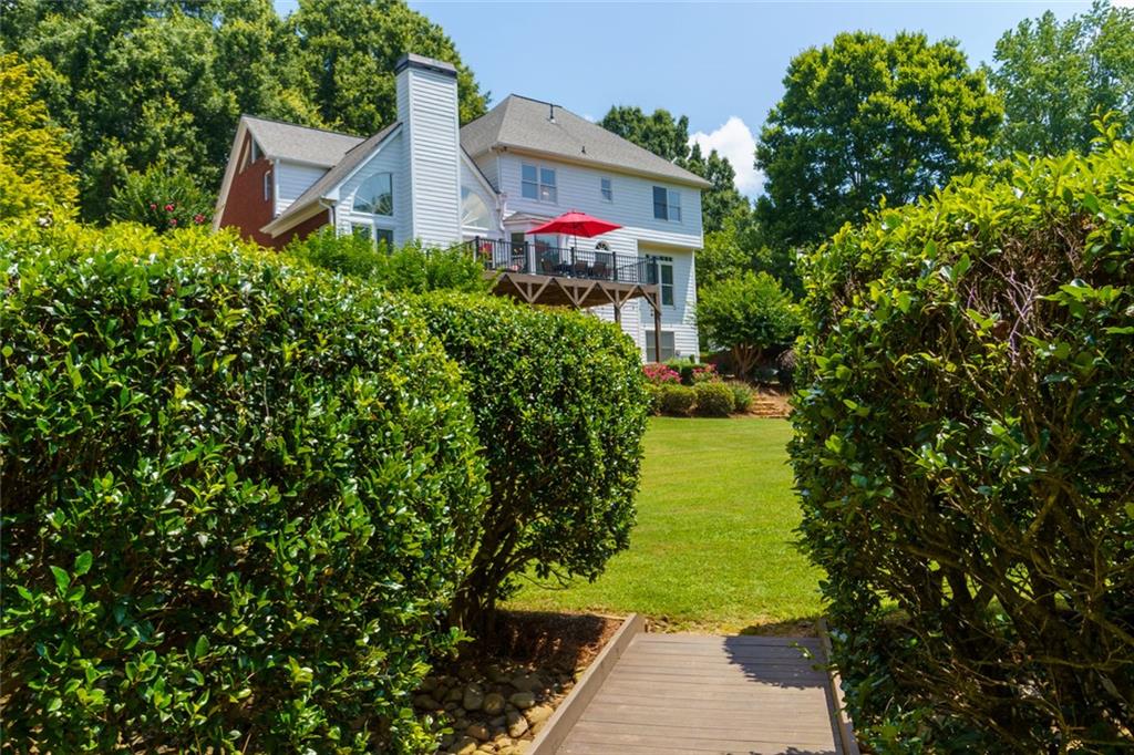 130 Hamilton Way
