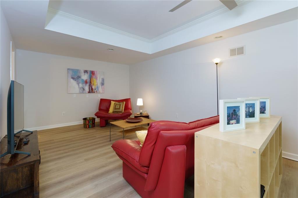 130 Hamilton Way