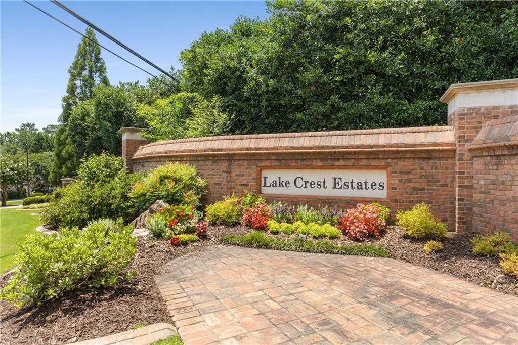 4789 Crest Park Lane