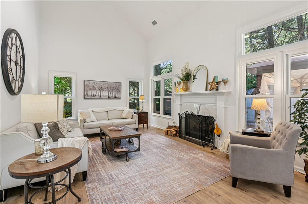 1457 Brentwood Drive